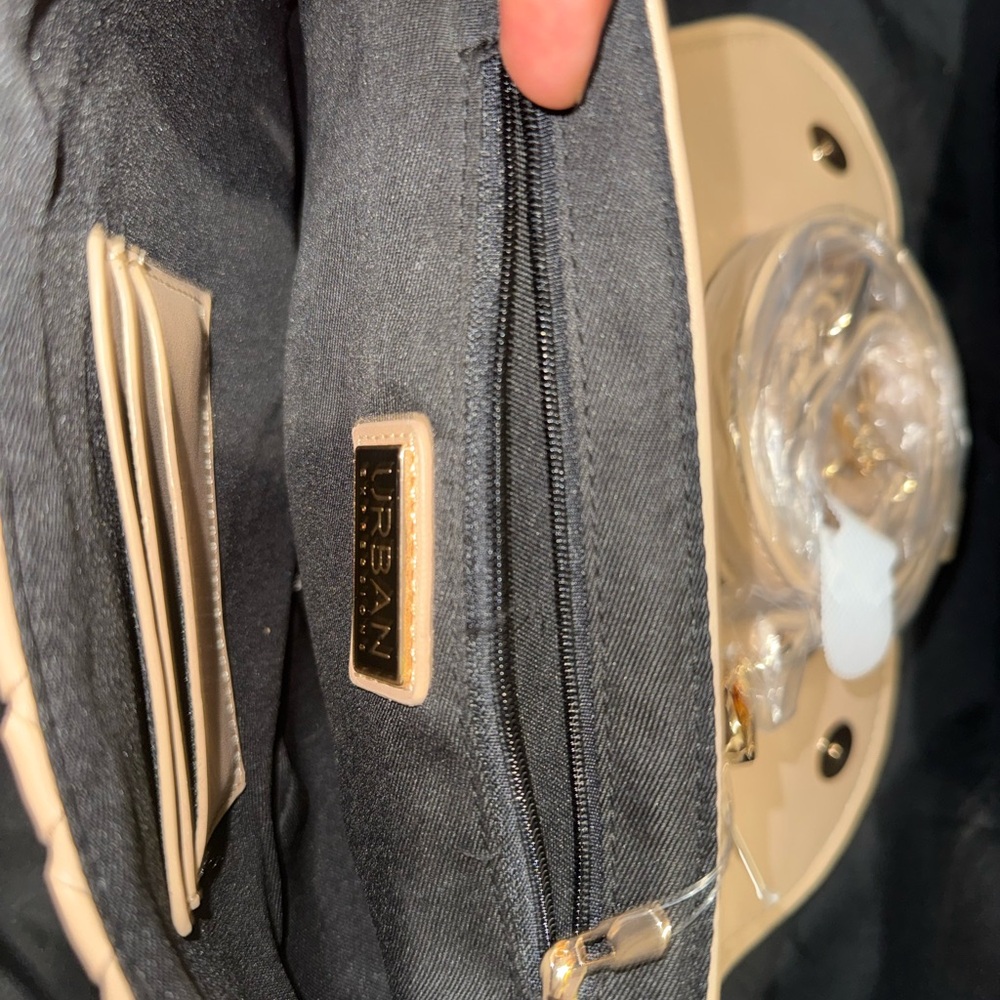 Urban Expressions Beige Woven Shoulder Bag - Picture 2 of 2